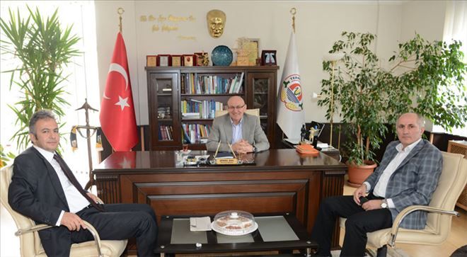 ESKi TERME KAYMAKAMI MERAL´DEN BAŞKAN KUL´A ZiYARET 