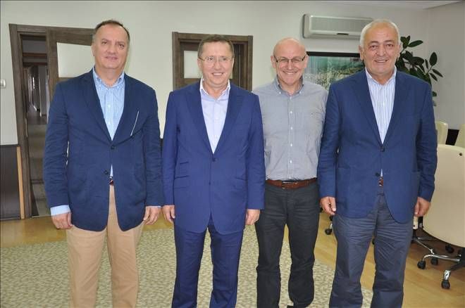  Eski Milletvekili Lütfü Türkkan´dan Kul´a Ziyaret