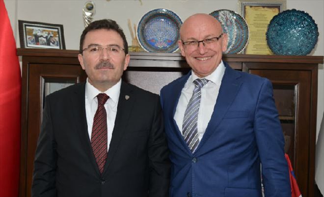 SELAMİ ALTINOK´TAN BAŞKAN KUL´A ZİYARET