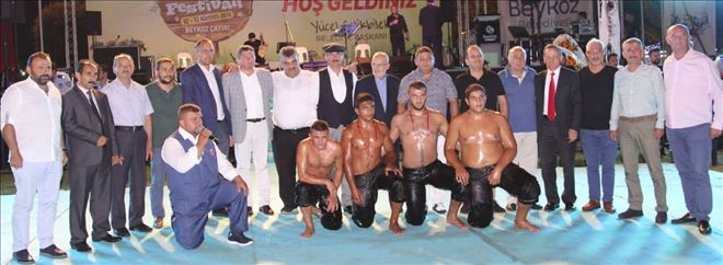 BEYKOZ ÇAYIR FESTİVALİNDE BULUŞTULAR