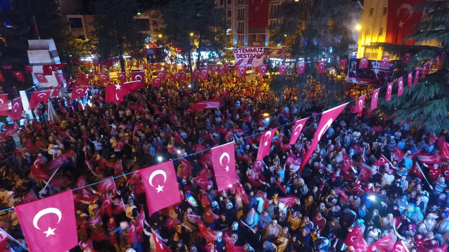 DEMOKRASİ’NİN KAHRAMANLARI ANILACAK