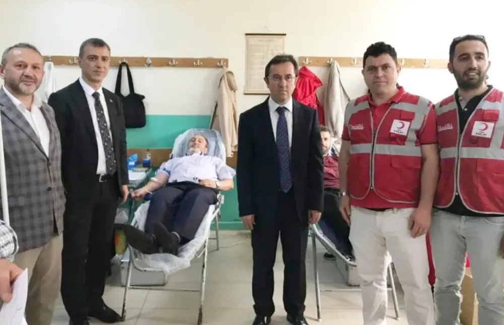 TERME ANADOLU İMAM HATİP LİSESİNDEN  ‘BİRBİRİMİZE CANDAN BAĞLIYIZ’ KAN BAĞIŞI KAMPANYASI 