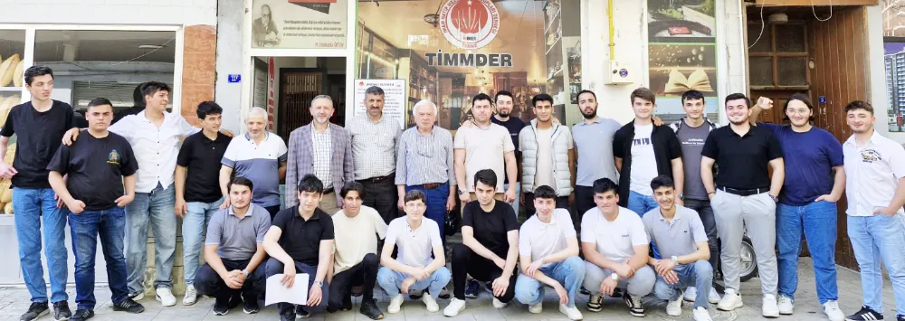 TİMMDER 12.SINIFLARLA KAHVALTIDA BULUŞTU