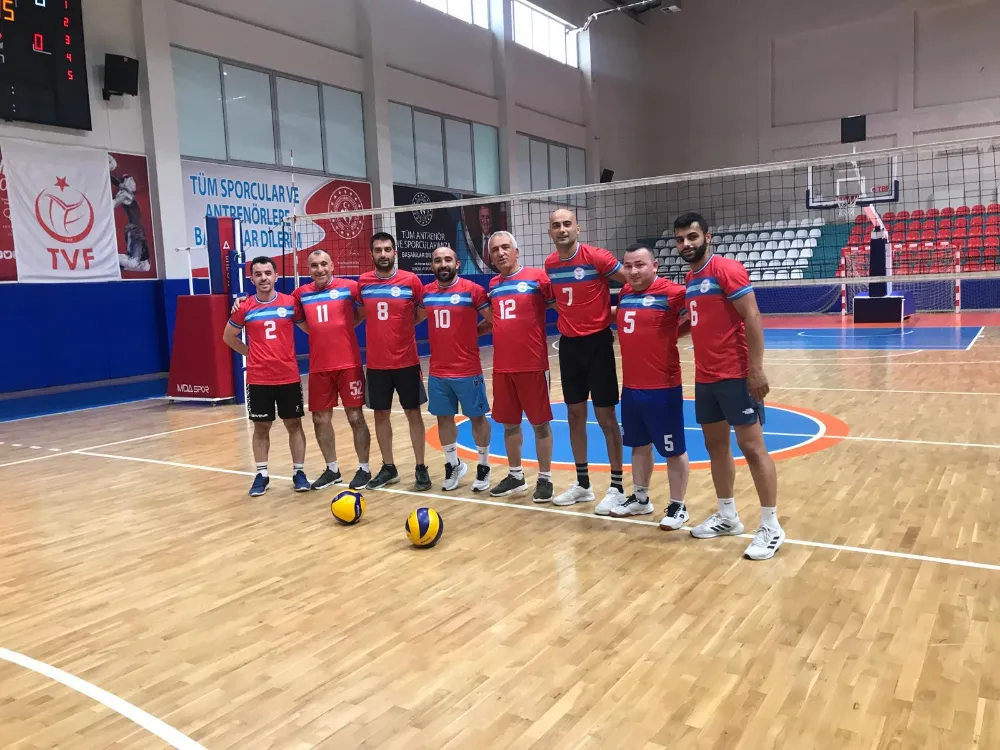 KAYMAKAMLIK VOLEYBOL TAKIMI  BÖLGE FİNALİNE HAZIRLANIYOR