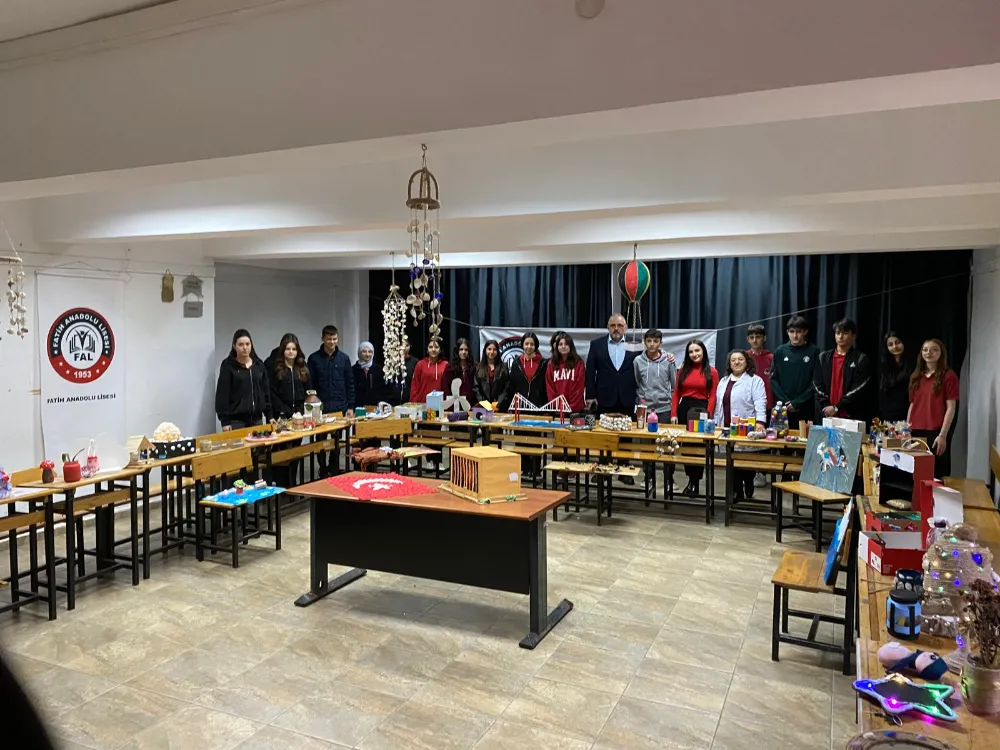 FATİH ANADOLU LİSESİ’NDE  SIFIR ATIK BİLİNCİNE KATKI