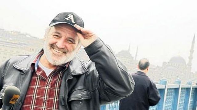 Savaş Ay Hayatını Kaybetti